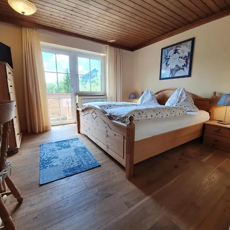 Romantik Lehrberg Gæstehus 3*