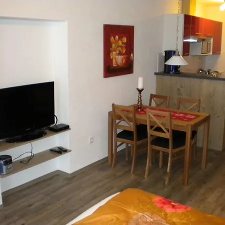 Romantik Lehrberg Gæstehus 3*