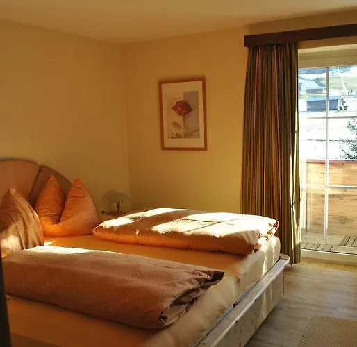 Romantik Lehrberg Guest house 3*