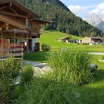 Romantik Lehrberg Pensjonat