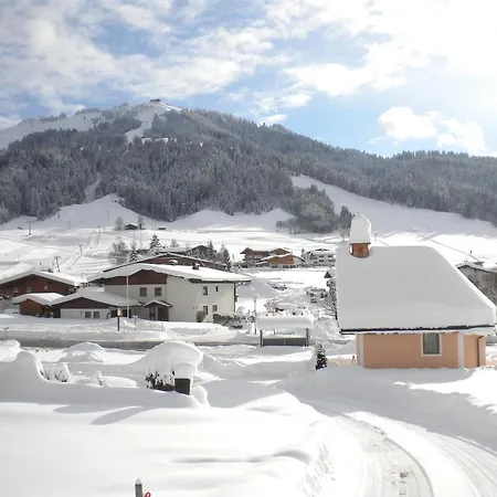 Romantik Lehrberg 3* 셍트쟈콥인하우스